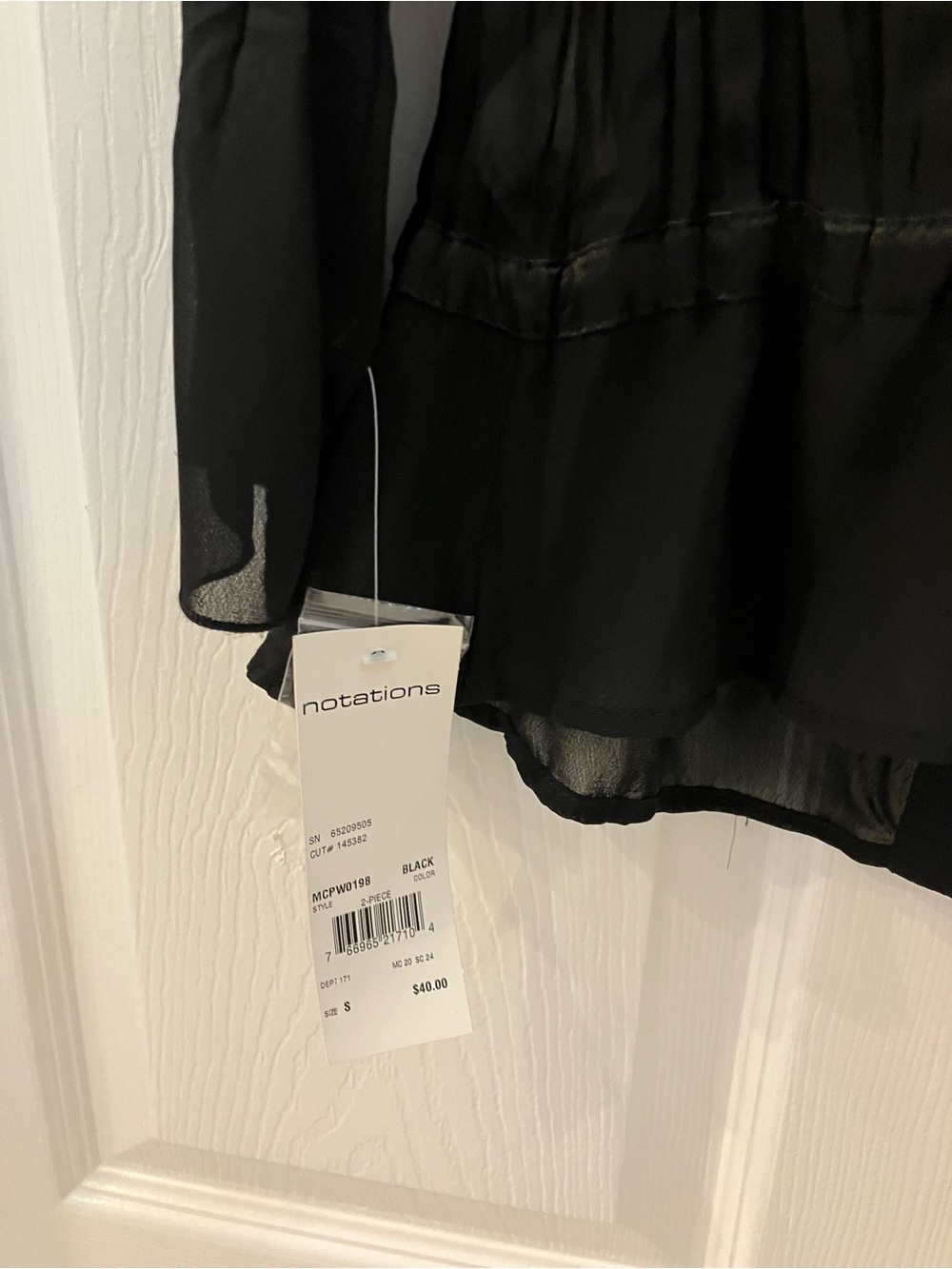 Notations Black Sheer Pleated Button-Front Blouse - Picture 5 of 8